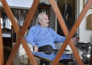 Sevilla despide a Luis Uruñuela, el alcalde que abrió la ciudad a la democracia y marcó su expansión urbana