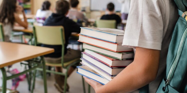Más de 58.400 estudiantes de Jaén tendrán libros de texto gratuitos el próximo curso