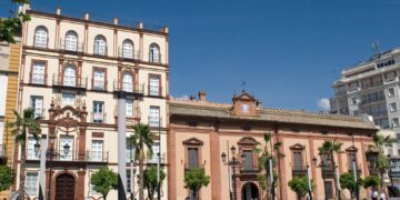 Helvetia vende Puerta de Jerez en Sevilla a Inversiones Ortega