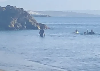 Las mafias trasladan la presión migratoria al Campo de Gibraltar con desembarcos en motos de agua y lanchas tras la crisis de Ceuta