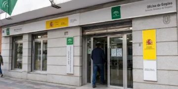 Andalucía suma parados en agosto mientras Málaga baja el desempleo