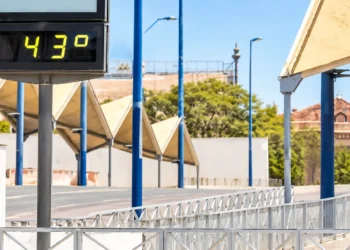Aviso naranja por calor hoy en Córdoba, Jaén y Sevilla por temperaturas de hasta 42 grados