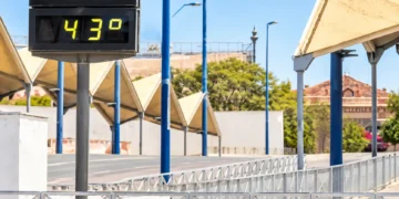 Aviso naranja por calor hoy en Córdoba, Jaén y Sevilla por temperaturas de hasta 42 grados