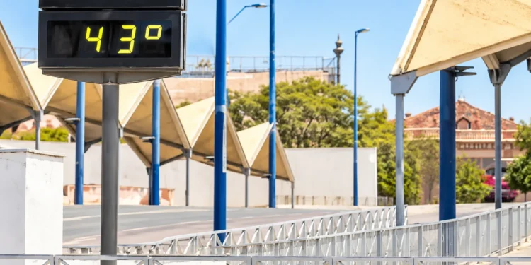 Aviso naranja por calor hoy en Córdoba, Jaén y Sevilla por temperaturas de hasta 42 grados