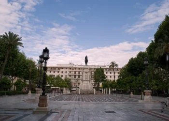 Plaza Nueva en Sevilla en el debate sobre la gestión de pérgolas