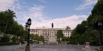 Plaza Nueva en Sevilla en el debate sobre la gestión de pérgolas