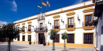 PSOE de Utrera denuncia deficiencias en obras de San Carlos Borromeo y avenida de los Naranjos