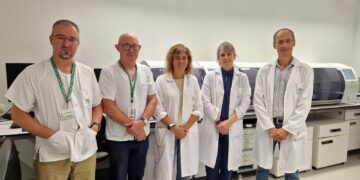 Profesionales de Anatomía Patológica de Granada premiados por el estudio de un tumor óseo poco frecuente.