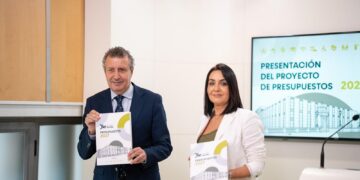 Presupuesto 2027 de Diputación de Sevilla presentado por Javier Fernández e Inmaculada Márquez