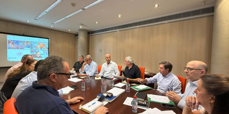 Control del trips parvispinus en Almería por parte de la Junta de Andalucía