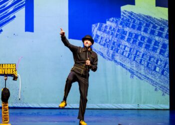 Alex O'Dogherty en Jaén con su espectáculo de humor 'Palabras mayores' en el Teatro Infanta Leonor.
