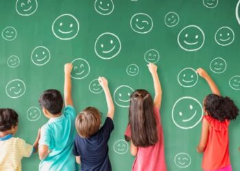 Andalucía impulsa la educación emocional en las aulas para reforzar la salud mental de los adolescentes