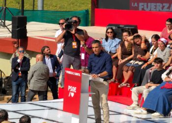 Sánchez reivindica la esperanza y enciende el ánimo socialista frente a la derecha