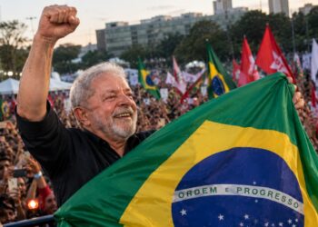 Lula gana el voto brasileño en España con el 68,42 por ciento y una amplia ventaja en Barcelona