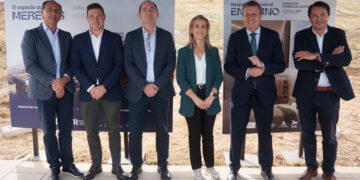 Parcela de las 84 viviendas protegidas en la Cornisa del Zacatín de Alcalá de Guadaíra.