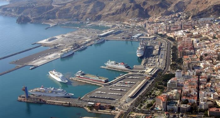 puerto de almeria
